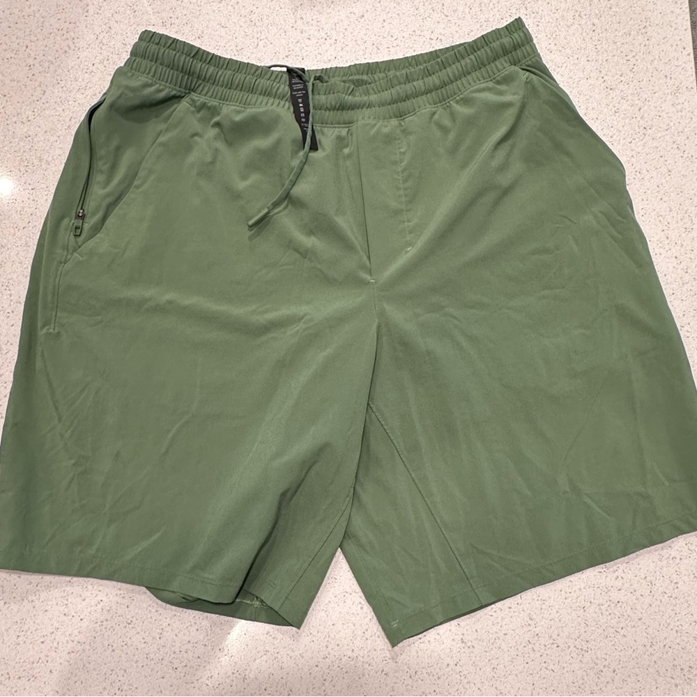 Lululemon Pace Braker 7” (Lined) - Large